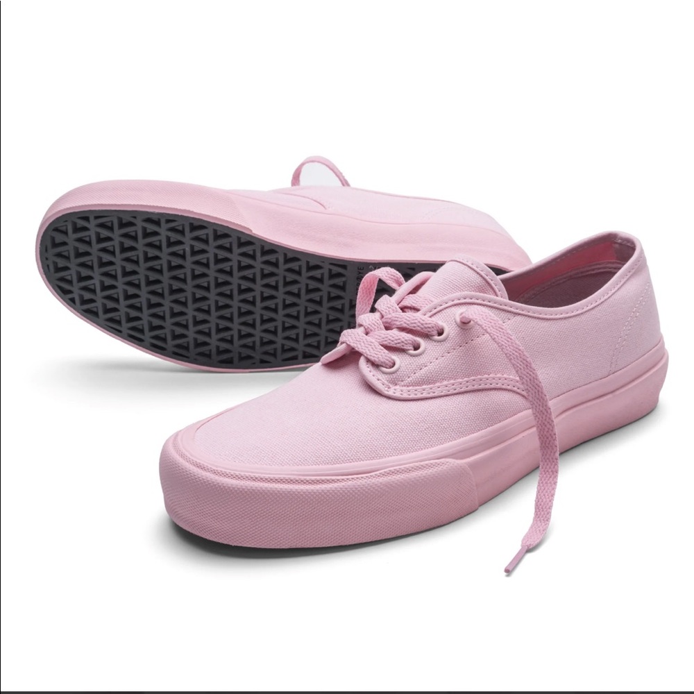 Straye Gower Pink Women’s Sneakers Size 9 or Men’s 7.5 NEW in box